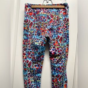 CVG 3 Cropped Leggings bundle - size large